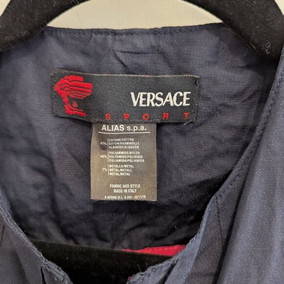 Versace Sport size 42 (Small) 2 pieces - Picture 2 of 9
